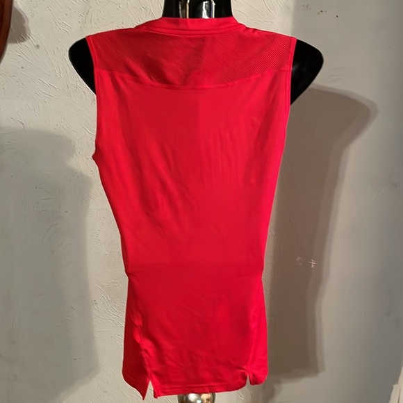 NWOT S/P Nike Pro Dri Fit red sleeveless graphic pullover athletic shirt top - Picture 8 of 15